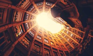 please wait while voicemails are being downloaded